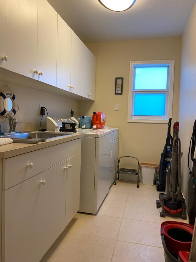 This Homestay Oasis Is The Cape'S Best Place To Stay 케이프코럴 외부 사진